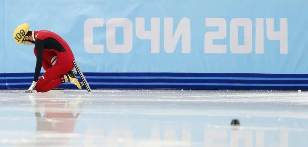 竞彩世界杯 -拼到咬碎牙齿……范可新(xīn)赛后采访時(shí)几度哽咽(yàn)