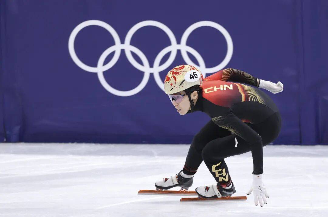 竞彩世界杯 -拼到咬碎牙齿……范可新(xīn)赛后采访時(shí)几度哽咽(yàn)